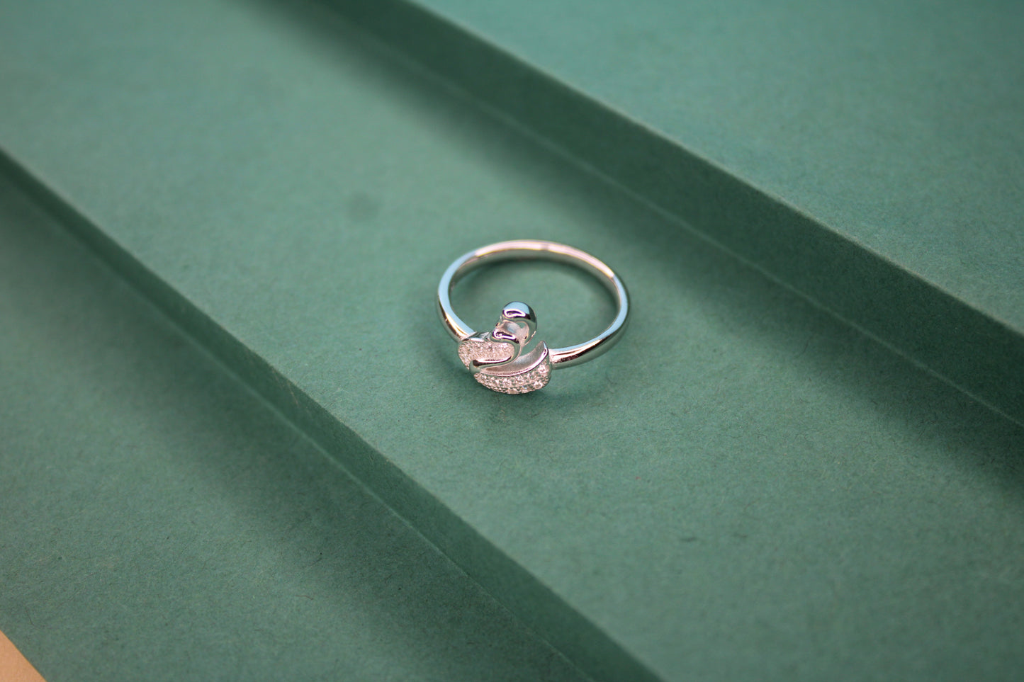 Silver Duck Ring - Avika jewels