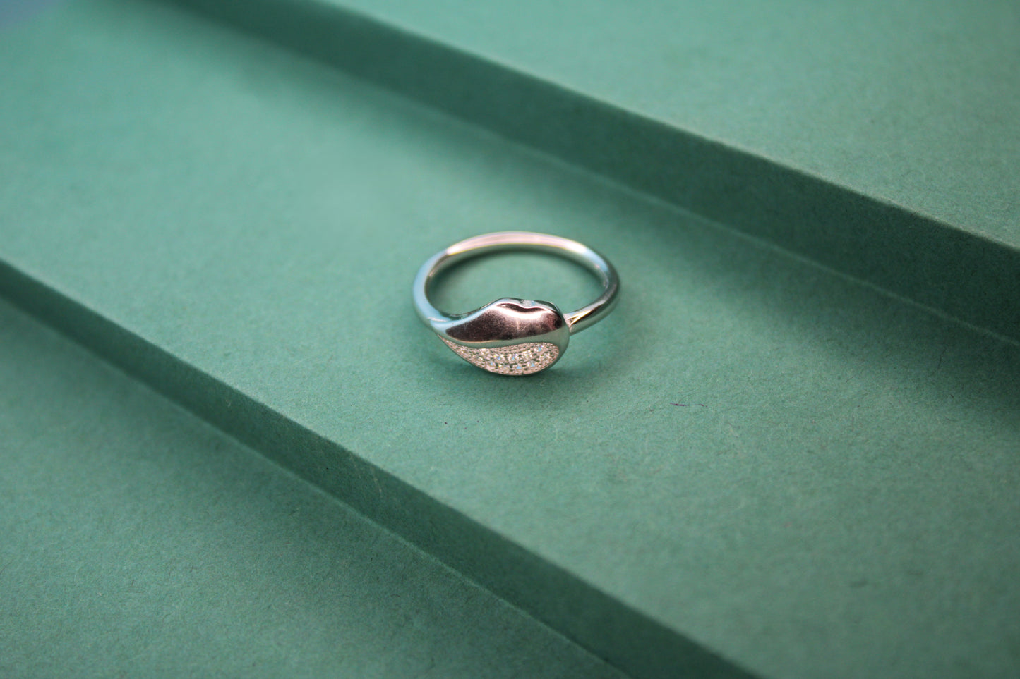 Silver Leaf Ring - Avika jewels