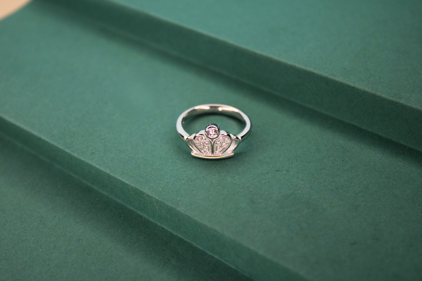Silver Crown Ring - Avika jewels
