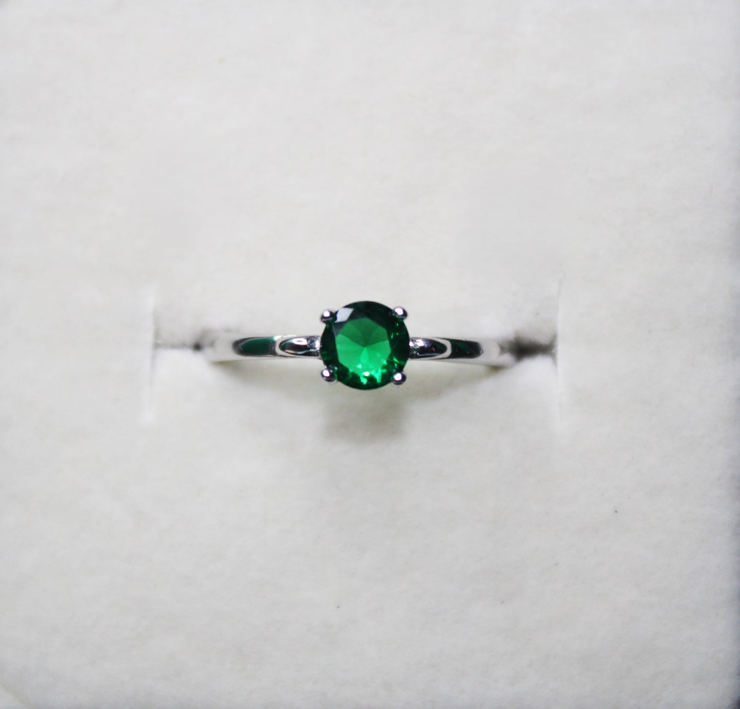 Silver Green Stone Ring - Avika jewels