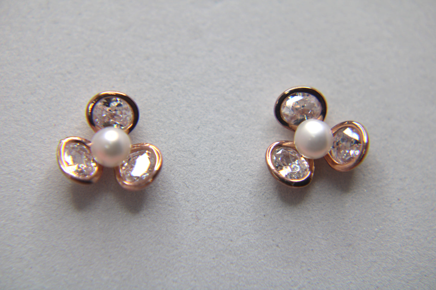 Silver Flower Tops - Avika jewels