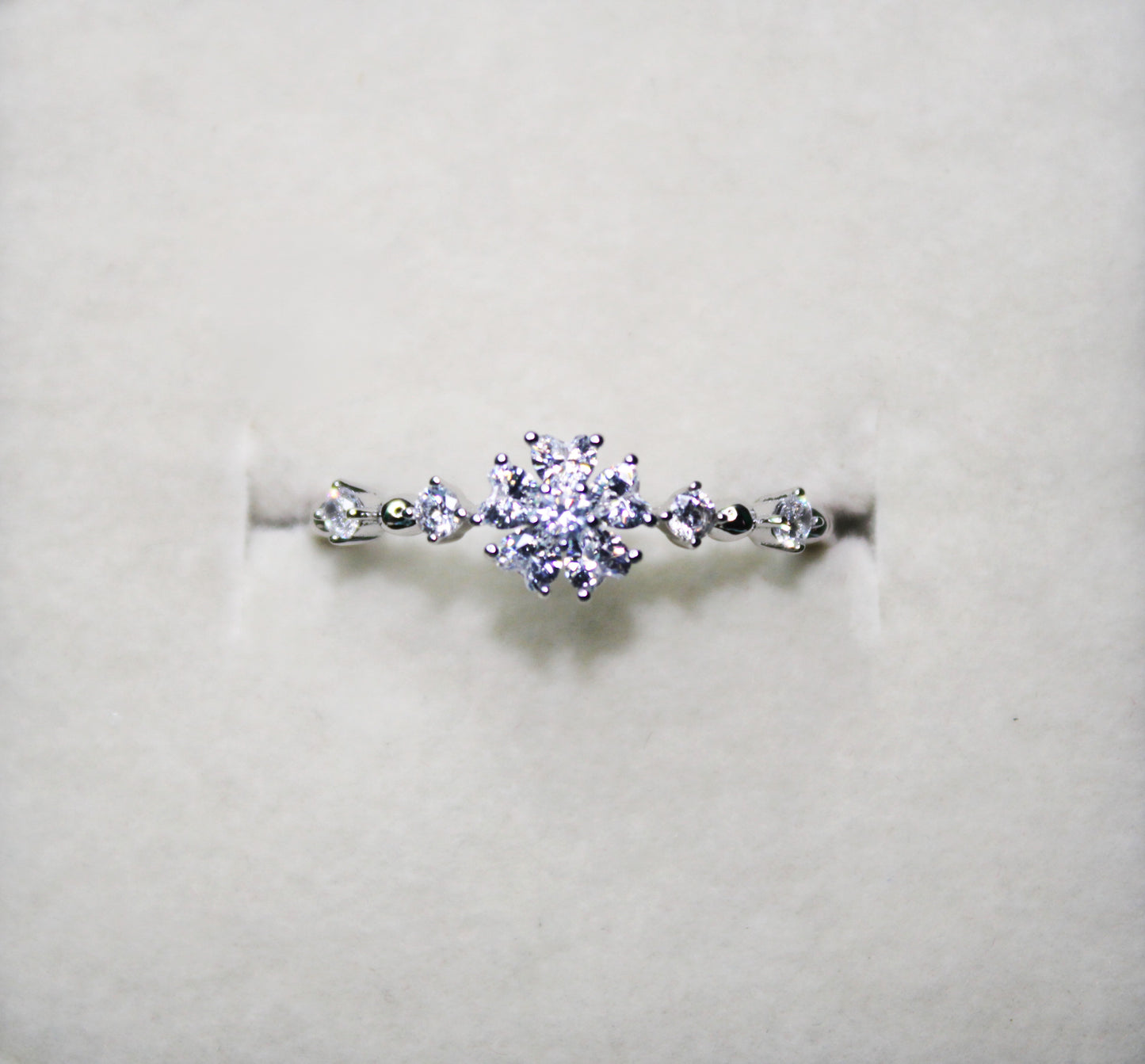 Silver Ring - Avika jewels