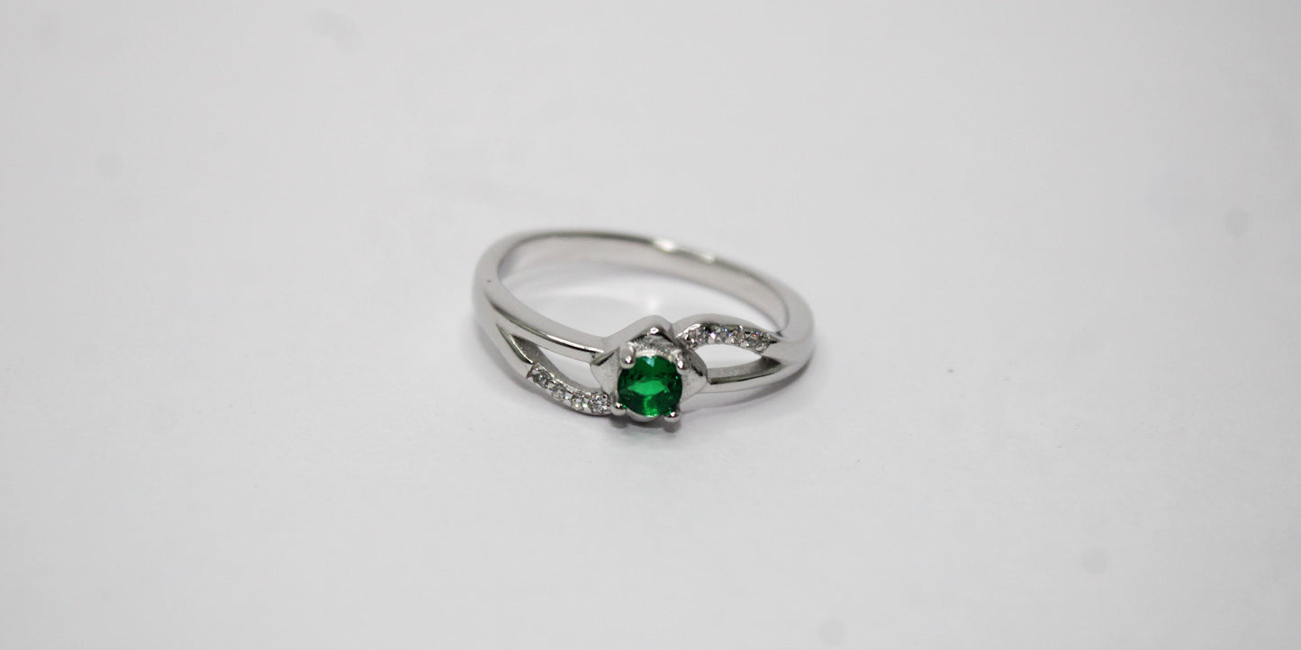 Silver Green Stone Ring - Avika jewels