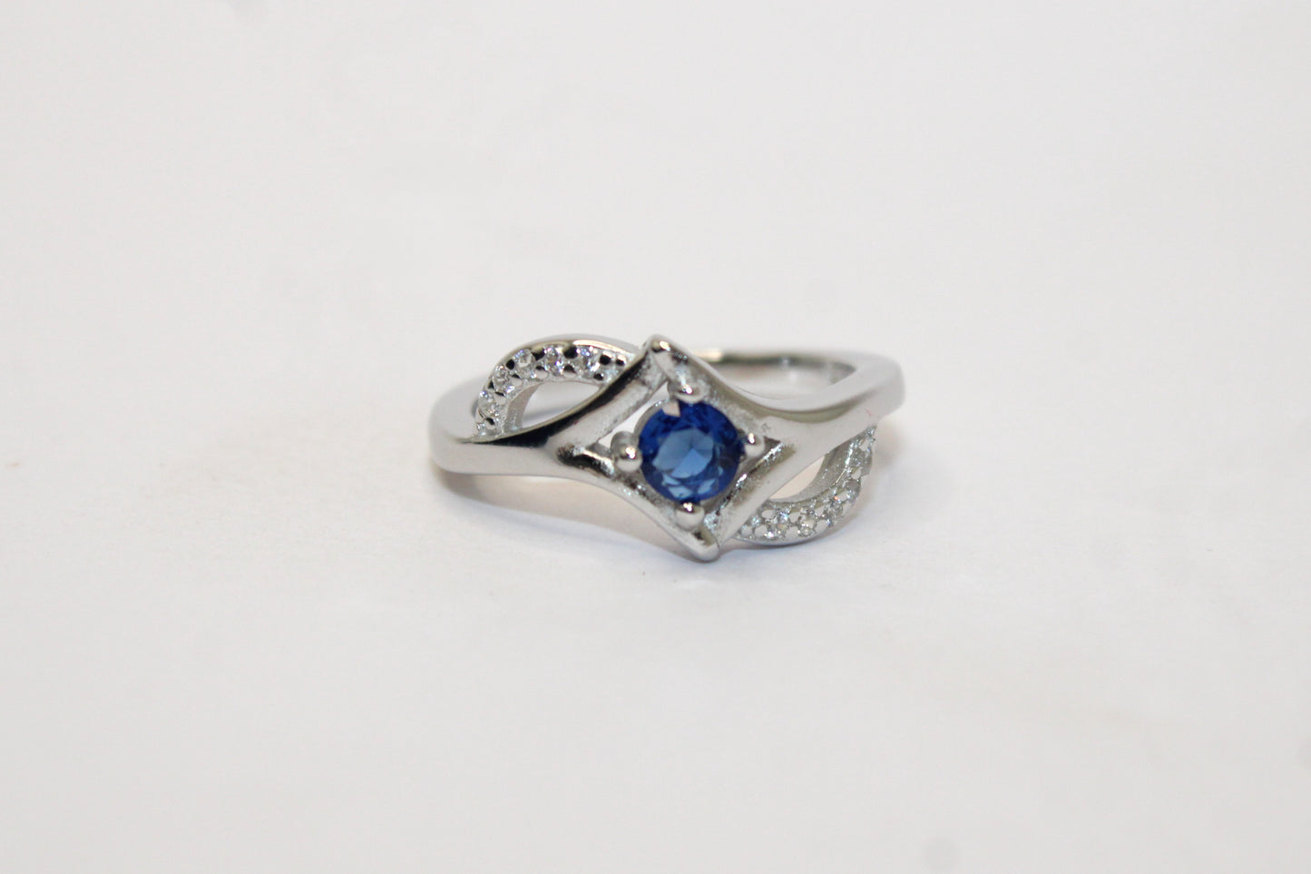 Silver Blue Stone Ring - Avika jewels