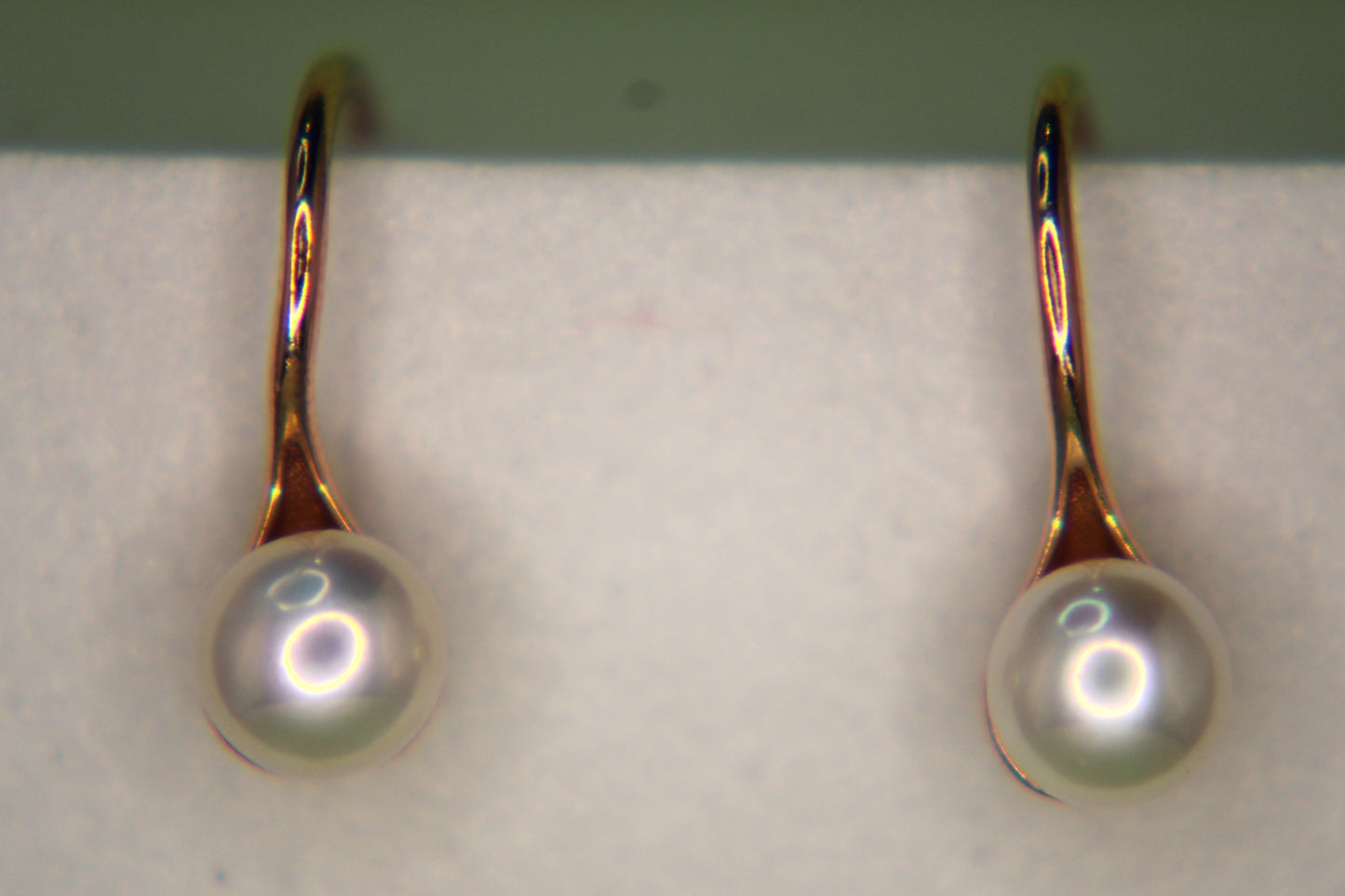 Silver Pearl Earings