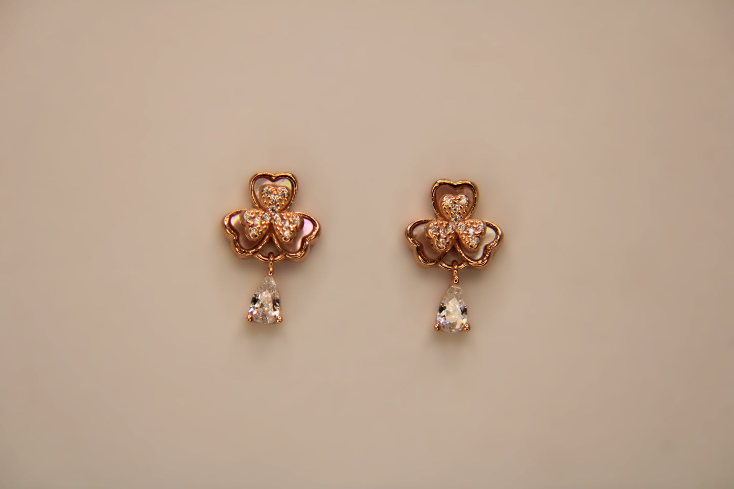 Silver Flower Pendant Tops Set - Avika jewels