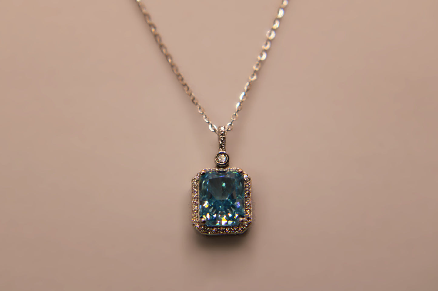Silver Gem Pendant Chain