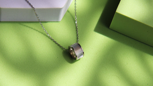 Silver Luna Ring Pendant Chain - Avika jewels