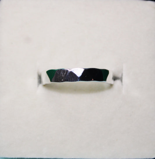Silver Ring - Avika jewels