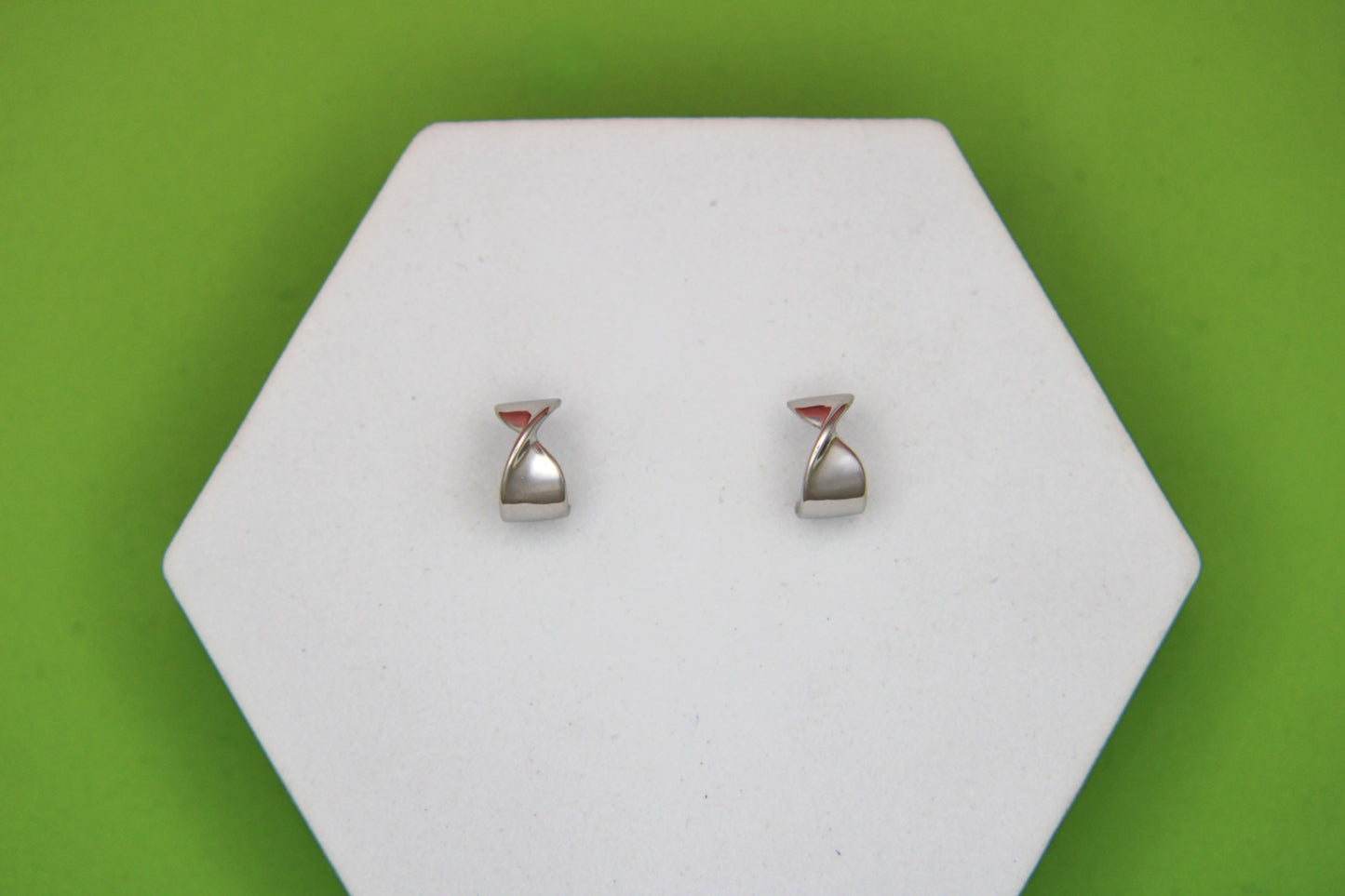 Silver Tops