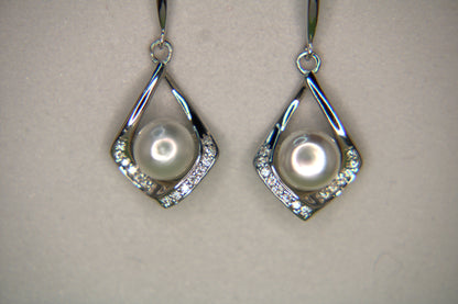 Silver Pearl Tops - Avika jewels