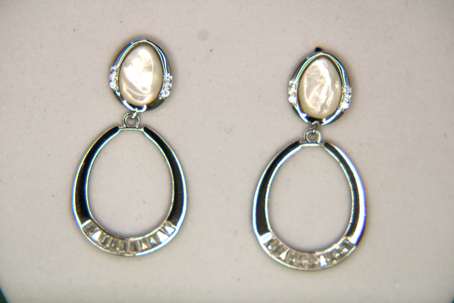 Silver Tops