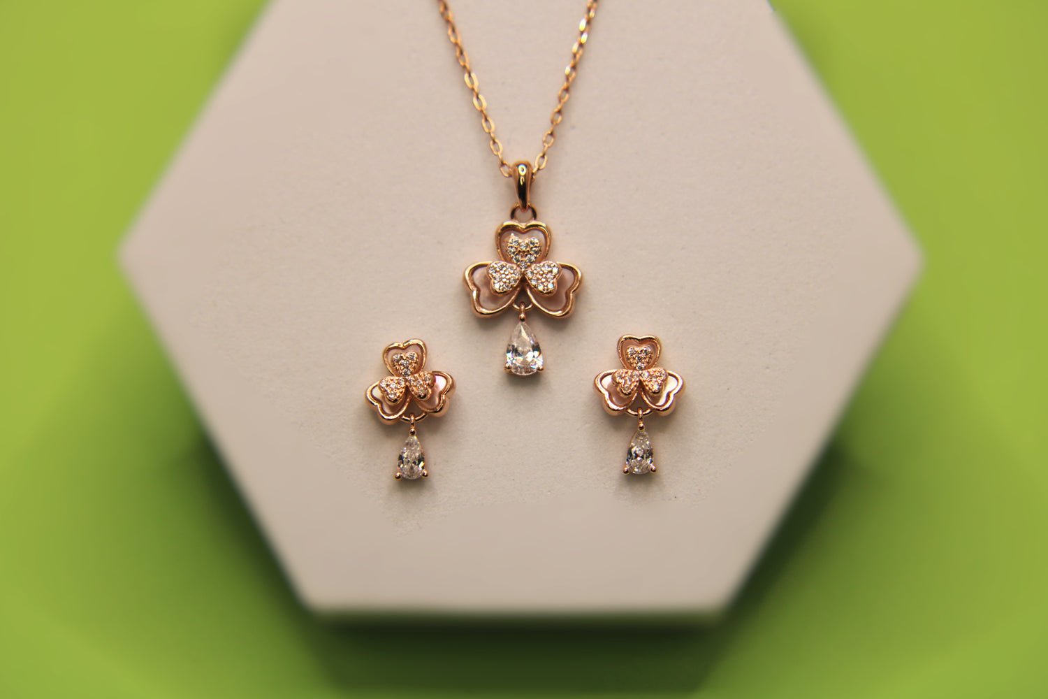 Silver Flower Pendant Tops Set - Avika jewels