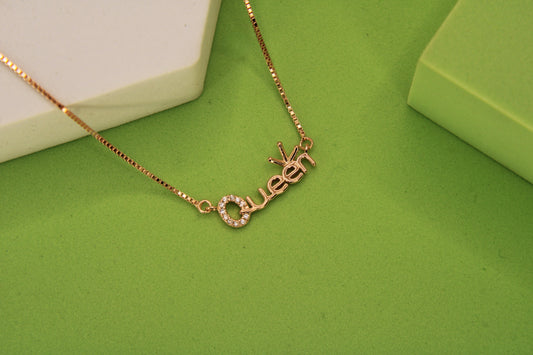 Silver Queen Pendant Chain