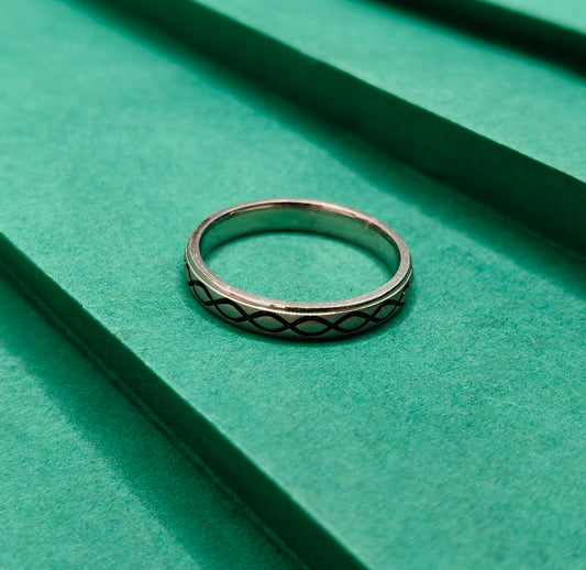 Silver ring - Avika jewels